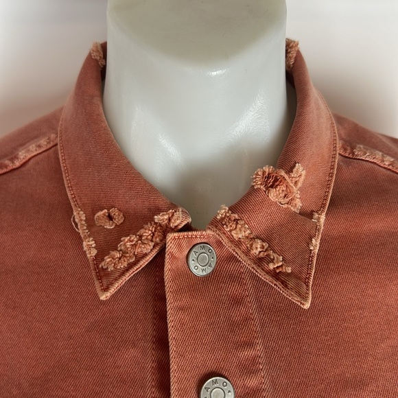 Womens Amo Pop Canyon Rose Snap Button Distressed Denim Jacket Size L - Picture 3 of 15